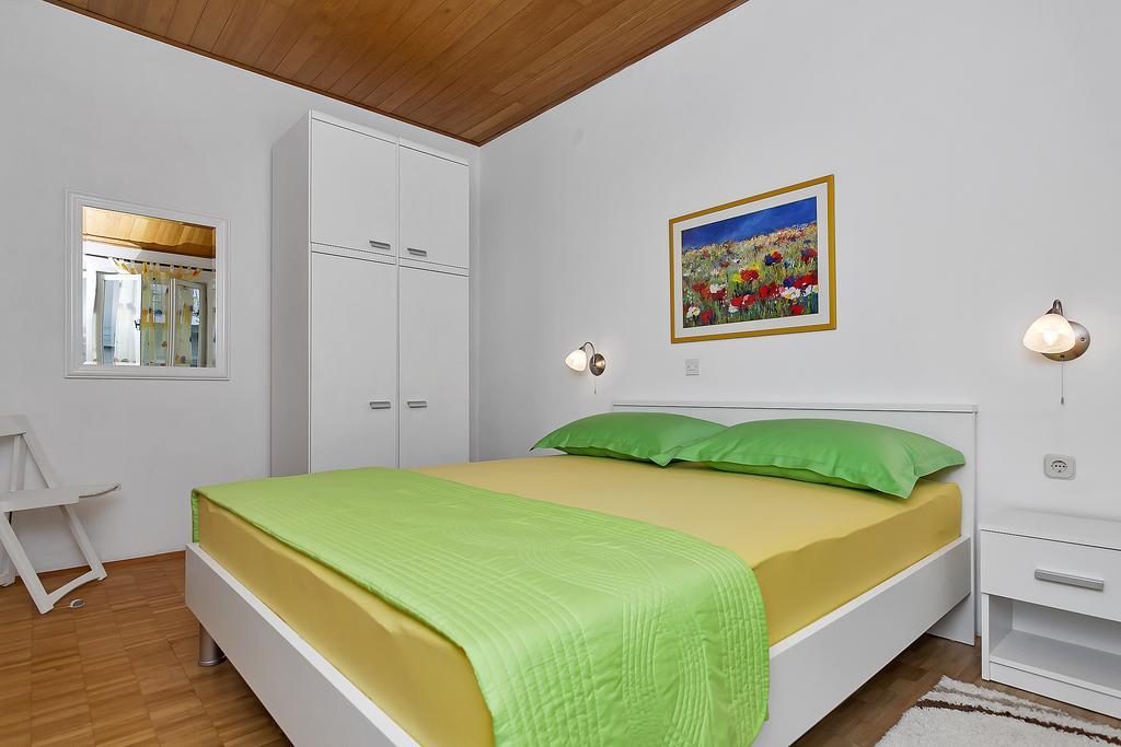 Apartments Smiljka Макарска Экстерьер фото